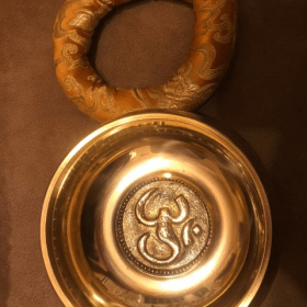 Golden Tibetan Mantra Singing Bowl